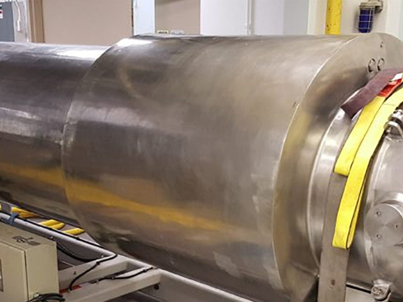 Oak Ridge National Labs shipping cask with sister fuel rods