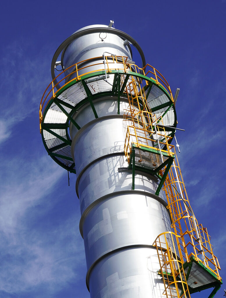 Gas turbine power plant stack